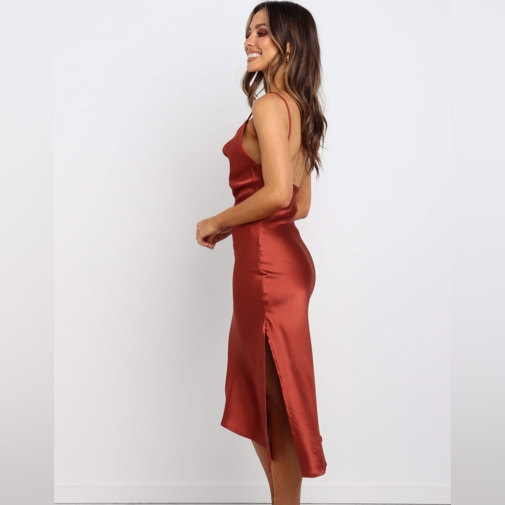 Petal & Pup Rust colored Satin Dress Size 8 - Picture 4 of 13
